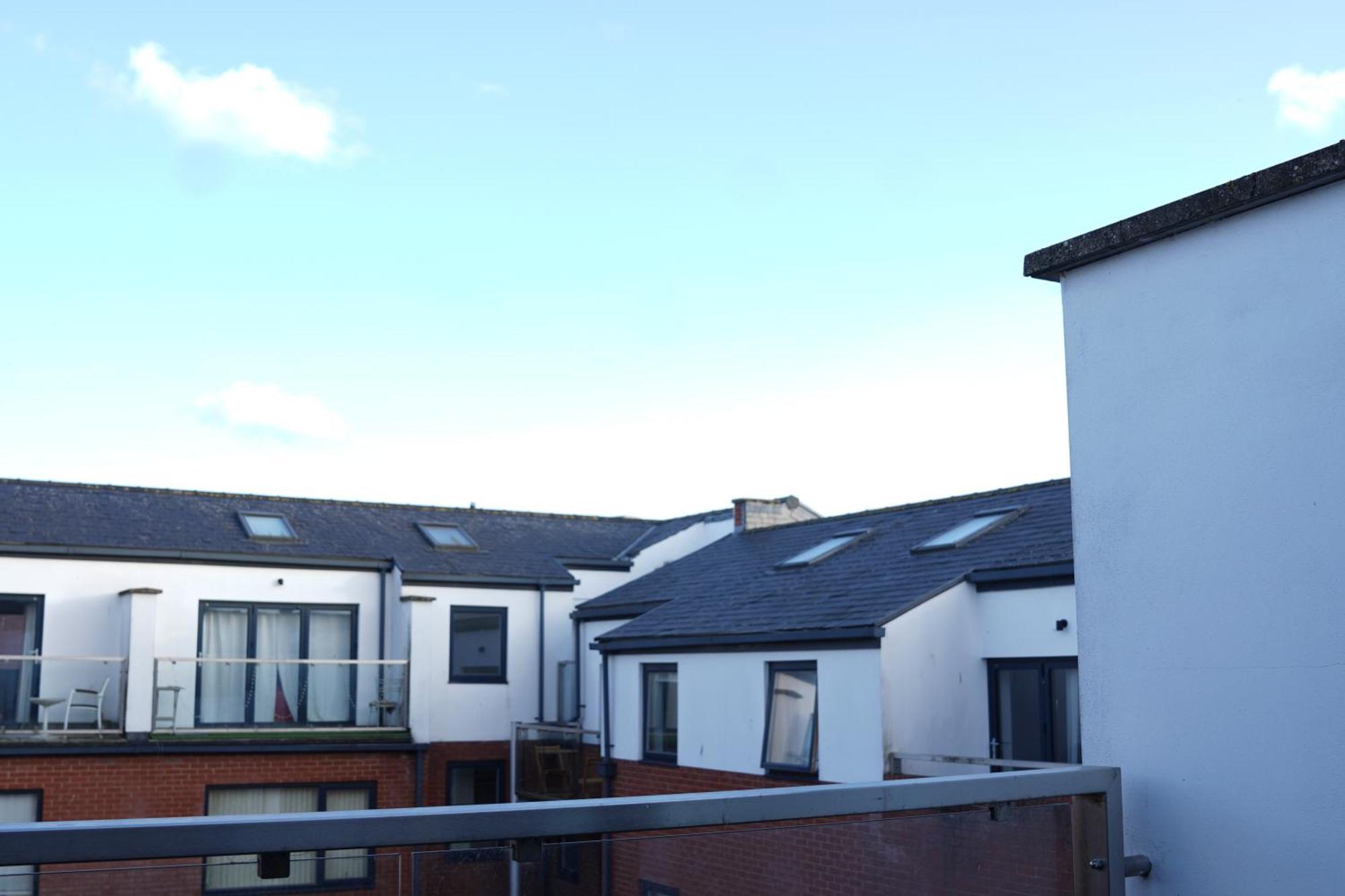 Spacious 4Br 4Ba Gated Townhouse With Balconies, Central Jq Бирмингем Экстерьер фото